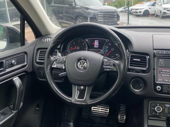 Volkswagen Touareg II Рестайлинг с пробегом 2017 года, цена 2 959 000 рублей, 231090 км, внедорожник, Автокод Объявления