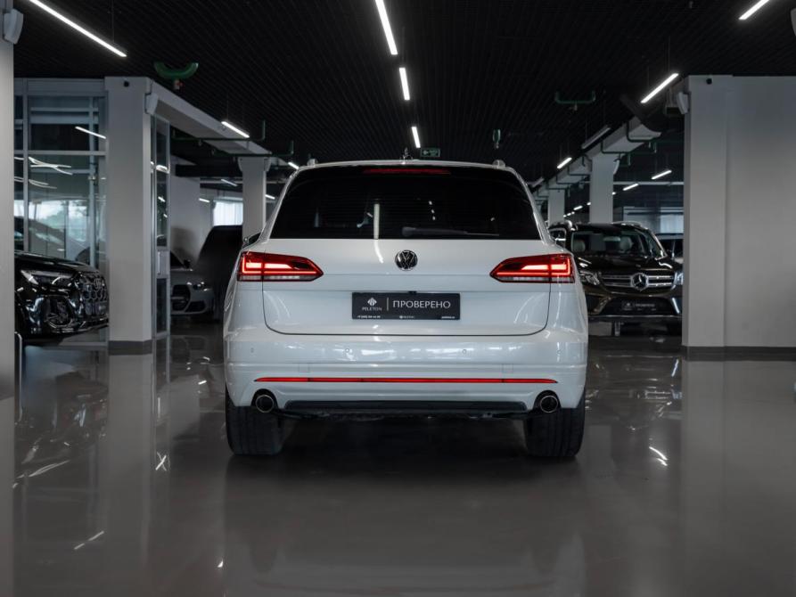 Volkswagen Touareg III Москва  - изображение 6