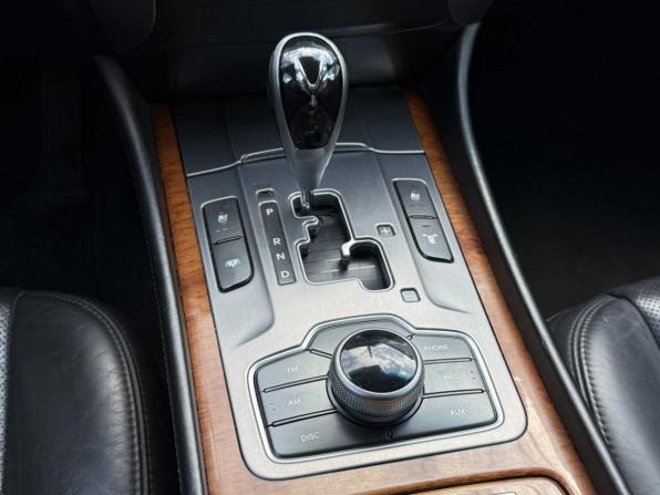 Hyundai Equus II с пробегом 2011 года, цена 829 990 рублей, 292337 км, седан, Автокод Объявления