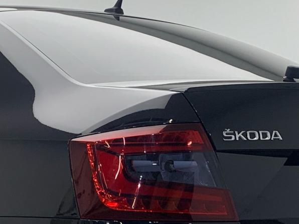 Skoda Octavia III (A7) Рестайлинг с пробегом 2019 года, цена 1 899 000 рублей, 131661 км, лифтбек, Автокод Объявления