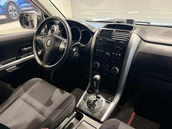 Suzuki Grand Vitara II с пробегом 2007 года, цена 699 000 рублей, 178000 км, внедорожник, Автокод Объявления