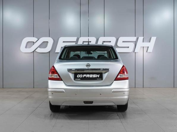 Nissan Tiida I Рестайлинг с пробегом 2010 года, цена 499 000 рублей, 317127 км, седан, Автокод Объявления