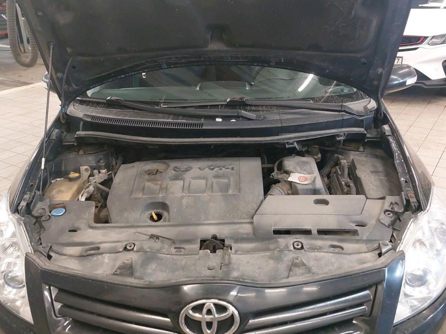 Toyota Auris I Рестайлинг Москва  - изображение 19