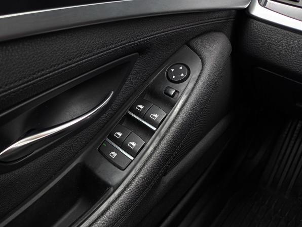 BMW 5 серии VI (F10/F11/F07) Рестайлинг с пробегом 2016 года, цена 2 477 000 рублей, 111592 км, седан, Автокод Объявления