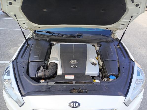 Kia Quoris I с пробегом 2013 года, цена 1 470 000 рублей, 185504 км, седан, Автокод Объявления