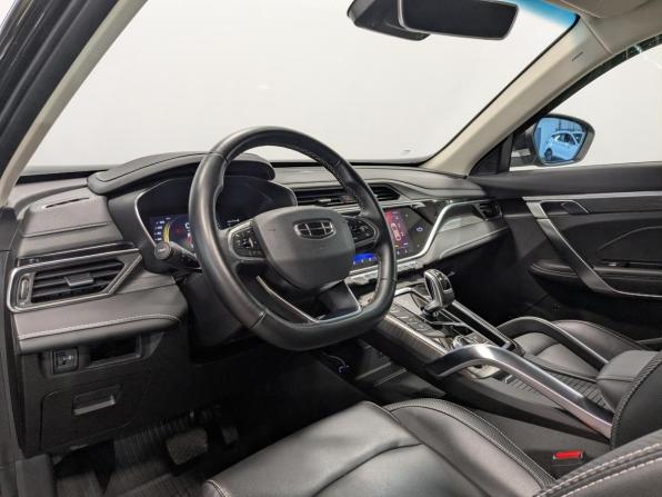 Geely Atlas Pro с пробегом 2023 года, цена 2 015 000 рублей, 46872 км, внедорожник, Автокод Объявления