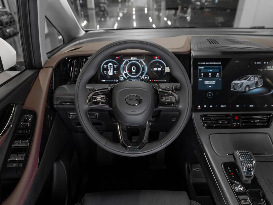 GAC Trumpchi M8 II Москва  - изображение 11