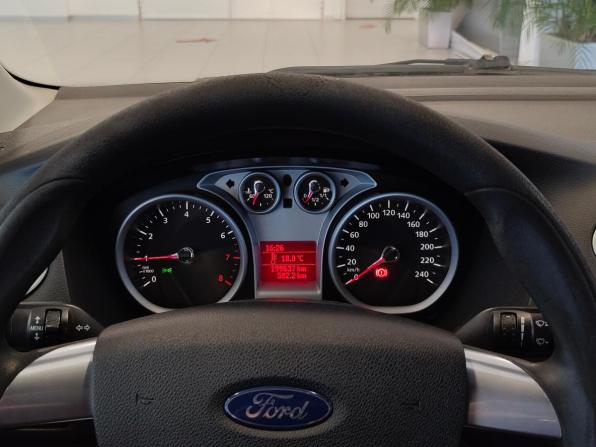 Ford Focus II Рестайлинг с пробегом 2011 года, цена 549 000 рублей, 199636 км, седан, Автокод Объявления