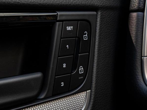 Porsche Cayenne III Рестайлинг с пробегом 2023 года, цена 14 500 000 рублей, 17955 км, внедорожник, Автокод Объявления