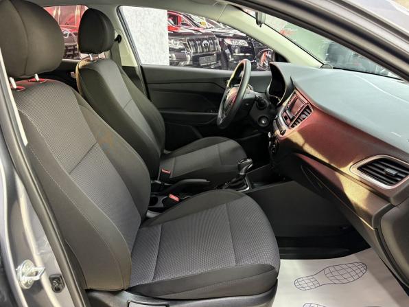 Hyundai Solaris II с пробегом 2018 года, цена 1 365 000 рублей, 42193 км, седан, Автокод Объявления