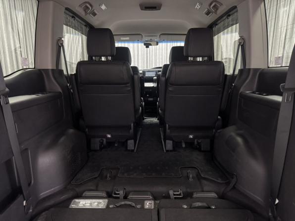 Honda Stepwgn V с пробегом 2016 года, цена 2 150 000 рублей, 169084 км, минивэн, Автокод Объявления