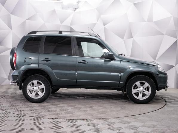 Chevrolet Niva I Рестайлинг с пробегом 2015 года, цена 664 000 рублей, 126377 км, внедорожник, Автокод Объявления