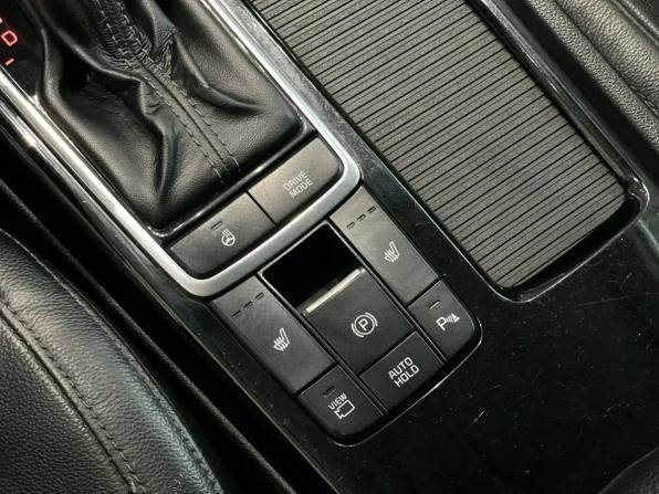 Kia Optima IV с пробегом 2017 года, цена 1 495 000 рублей, 185174 км, седан, Автокод Объявления