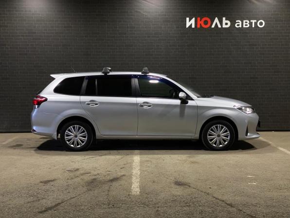 Toyota Corolla XI (E160 E170) Рестайлинг 2 с пробегом 2018 года, цена 1 500 000 рублей, 83342 км, универсал, Автокод Объявления