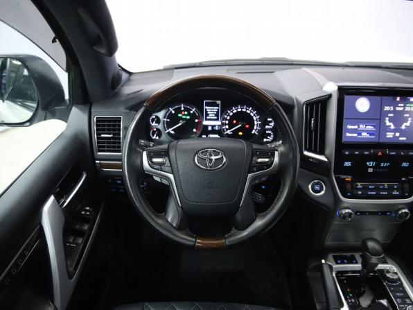 Toyota Land Cruiser 200 Series Рестайлинг 2 с пробегом 2016 года, цена 7 190 000 рублей, 178600 км, внедорожник, Автокод Объявления
