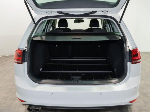 Volkswagen Golf VII с пробегом 2014 года, цена 1 270 000 рублей, 106300 км, универсал, Автокод Объявления