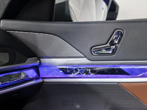 BMW 7 серии VII (G70) с пробегом 2023 года, цена 11 497 000 рублей, 15964 км, седан, Автокод Объявления