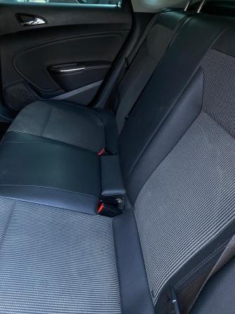 Opel Astra J с пробегом 2011 года, цена 595 000 рублей, 197016 км, хэтчбек, Автокод Объявления