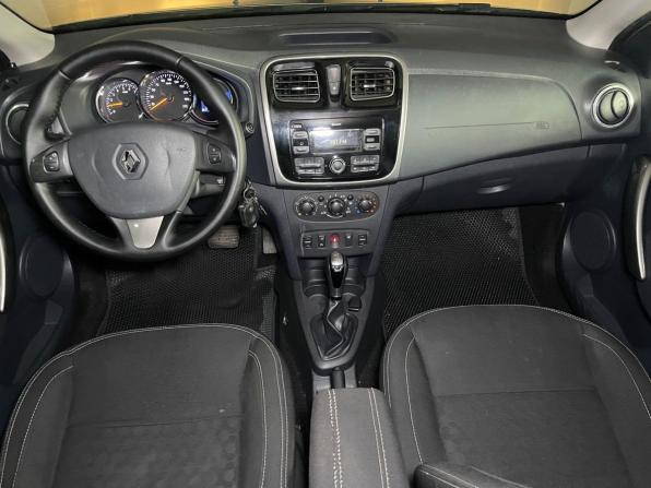 Renault Logan II с пробегом 2018 года, цена 799 000 рублей, 102382 км, седан, Автокод Объявления