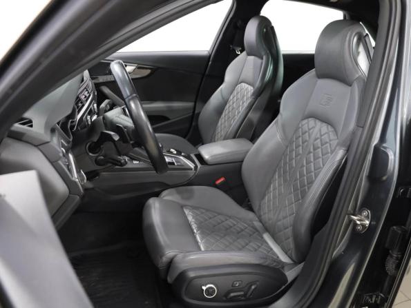 Audi S4 V (B9) с пробегом 2017 года, цена 3 650 000 рублей, 131214 км, седан, Автокод Объявления