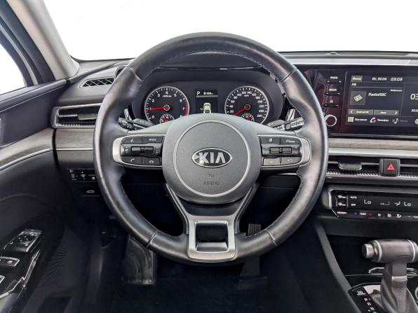 Kia K5 III с пробегом 2020 года, цена 2 670 000 рублей, 71128 км, седан, Автокод Объявления