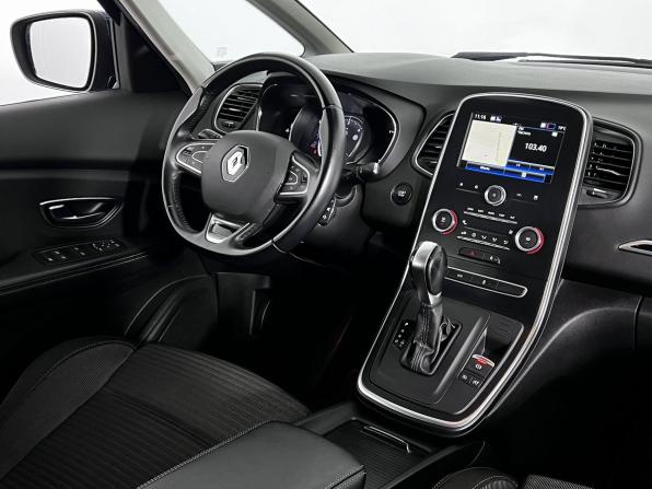 Renault Scenic IV с пробегом 2018 года, цена 1 570 000 рублей, 180999 км, компактвэн, Автокод Объявления