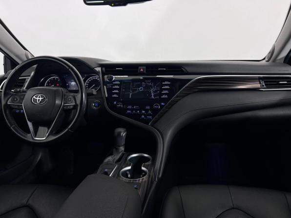 Toyota Camry VIII (XV70) с пробегом 2021 года, цена 3 150 000 рублей, 57858 км, седан, Автокод Объявления