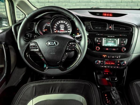 Kia Ceed II с пробегом 2013 года, цена 1 200 000 рублей, 146190 км, универсал, Автокод Объявления