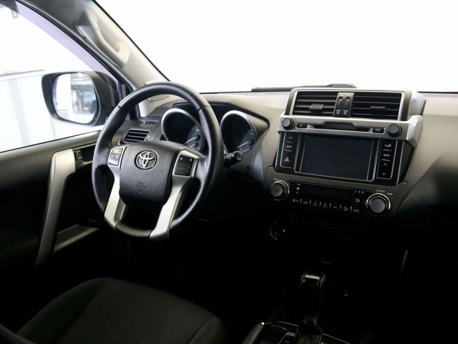Toyota Land Cruiser Prado 150 Series Рестайлинг 1 Санкт-Петербург  - изображение 14