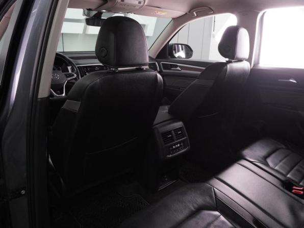Volkswagen Teramont I Рестайлинг с пробегом 2021 года, цена 3 649 000 рублей, 136232 км, внедорожник, Автокод Объявления