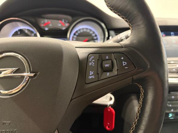 Opel Astra K Рестайлинг с пробегом 2020 года, цена 1 299 000 рублей, 203347 км, универсал, Автокод Объявления