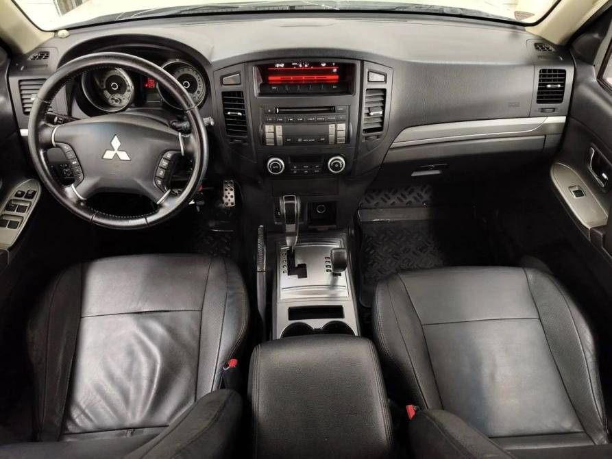 Mitsubishi Pajero IV Рестайлинг 1 Ярославль  - изображение 9