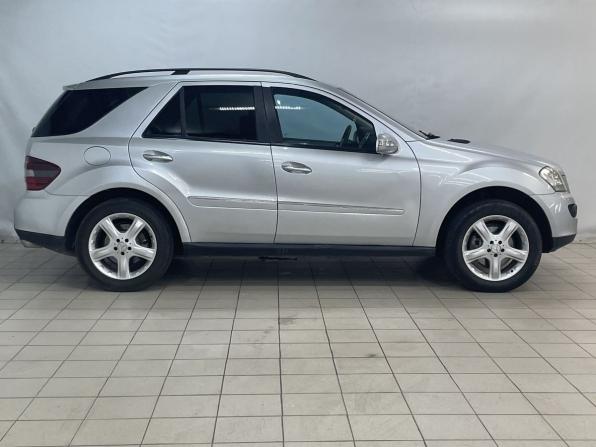 Mercedes-Benz M-Класс II (W164) с пробегом 2008 года, цена 1 300 000 рублей, 354663 км, внедорожник, Автокод Объявления