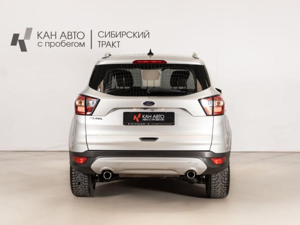 Ford Kuga II Рестайлинг с пробегом 2018 года, цена 1 699 954 рубля, 129900 км, внедорожник, Автокод Объявления