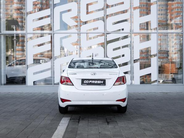 Hyundai Solaris I Рестайлинг с пробегом 2015 года, цена 1 220 000 рублей, 69152 км, седан, Автокод Объявления