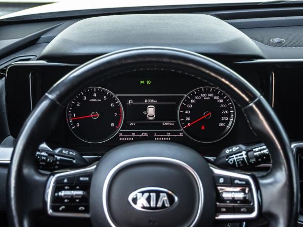 Kia Sorento IV с пробегом 2021 года, цена 3 300 000 рублей, 92040 км, внедорожник, Автокод Объявления