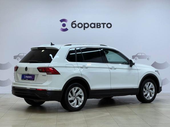 Volkswagen Tiguan II Рестайлинг с пробегом 2021 года, цена 2 100 000 рублей, 204518 км, внедорожник, Автокод Объявления