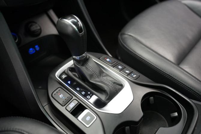 Hyundai Santa Fe III Рестайлинг с пробегом 2016 года, цена 2 640 000 рублей, 180483 км, внедорожник, Автокод Объявления