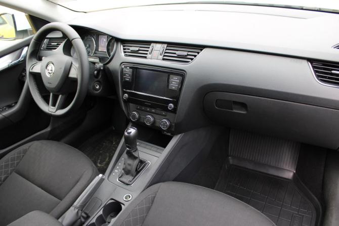 Skoda Octavia III (A7) Рестайлинг с пробегом 2019 года, цена 1 855 000 рублей, 85845 км, лифтбек, Автокод Объявления