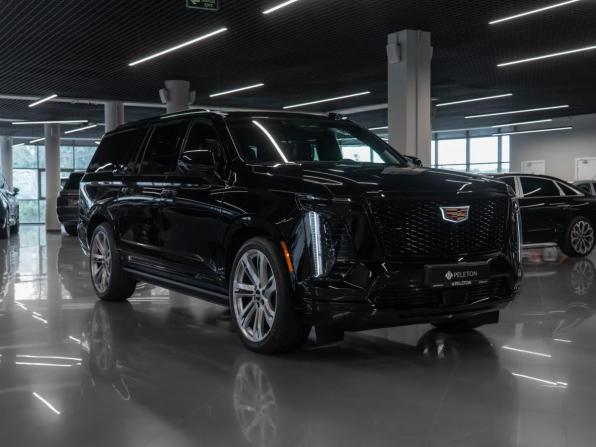Cadillac Escalade V Рестайлинг с пробегом 2025 года, цена 20 700 000 рублей, 400 км, внедорожник, Автокод Объявления