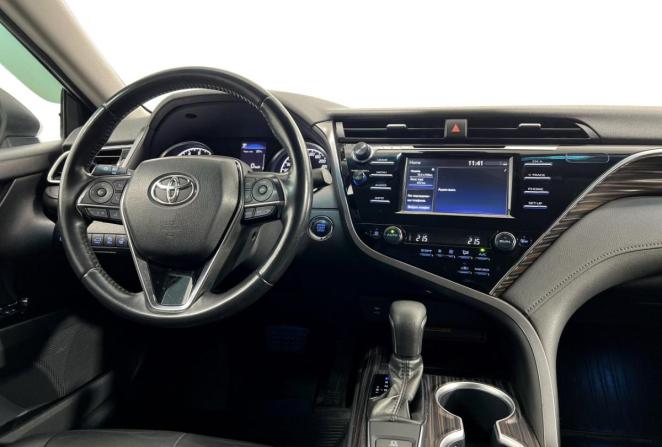 Toyota Camry VIII (XV70) с пробегом 2019 года, цена 2 450 000 рублей, 105880 км, седан, Автокод Объявления