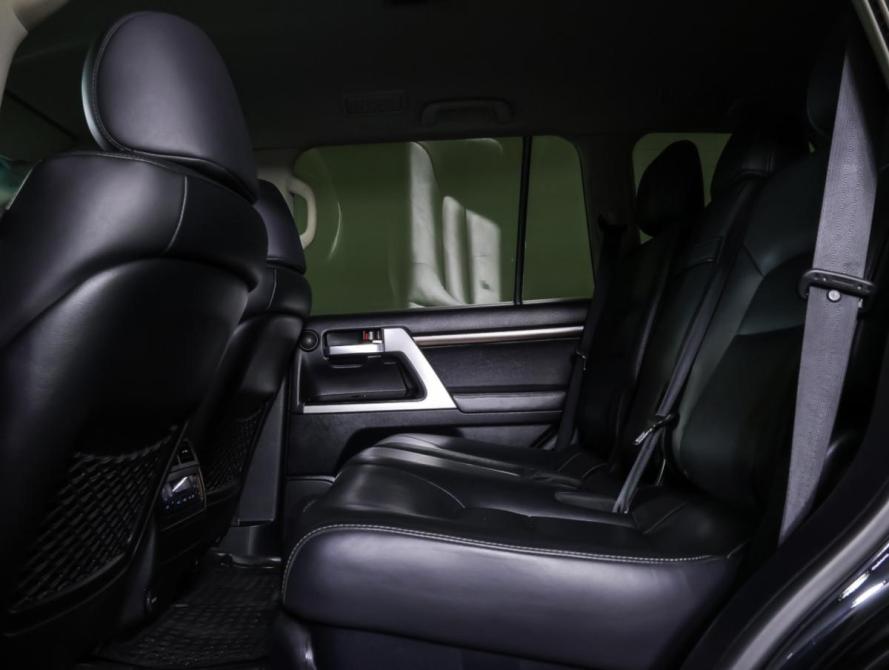 Toyota Land Cruiser 200 Series Рестайлинг 2 Москва  - изображение 11