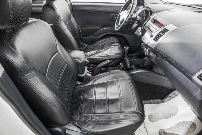 Mitsubishi Outlander II Рестайлинг с пробегом 2012 года, цена 919 000 рублей, 280000 км, внедорожник, Автокод Объявления