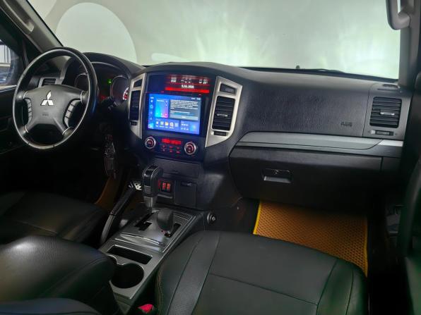 Mitsubishi Pajero IV Рестайлинг 1 с пробегом 2011 года, цена 1 677 000 рублей, 240706 км, внедорожник, Автокод Объявления