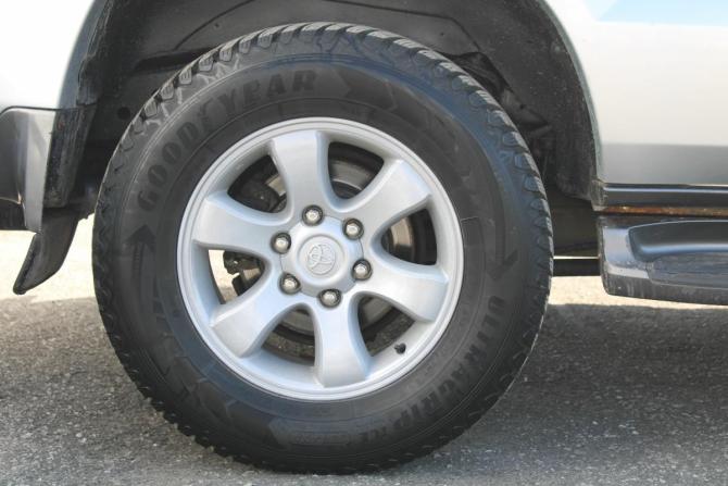 Toyota Land Cruiser Prado 120 Series Рестайлинг с пробегом 2008 года, цена 2 550 000 рублей, 198000 км, внедорожник, Автокод Объявления