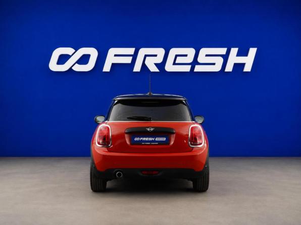 Mini Hatch III (F55/F56) с пробегом 2018 года, цена 1 799 077 рублей, 74605 км, хэтчбек, Автокод Объявления