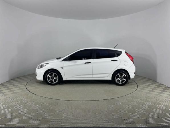 Hyundai Solaris I с пробегом 2013 года, цена 670 000 рублей, 226000 км, хэтчбек, Автокод Объявления