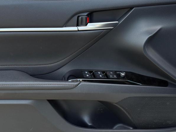 Toyota Camry VIII (XV70) с пробегом 2019 года, цена 3 050 000 рублей, 92410 км, седан, Автокод Объявления
