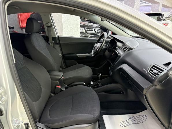Kia Rio III Рестайлинг с пробегом 2015 года, цена 1 299 000 рублей, 118577 км, седан, Автокод Объявления