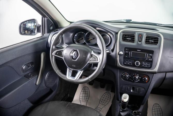 Renault Logan II Рестайлинг с пробегом 2020 года, цена 529 000 рублей, 334500 км, седан, Автокод Объявления